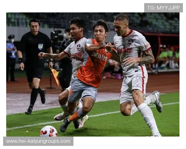 中超豪门引援震撼公布，球迷彻夜庆祝